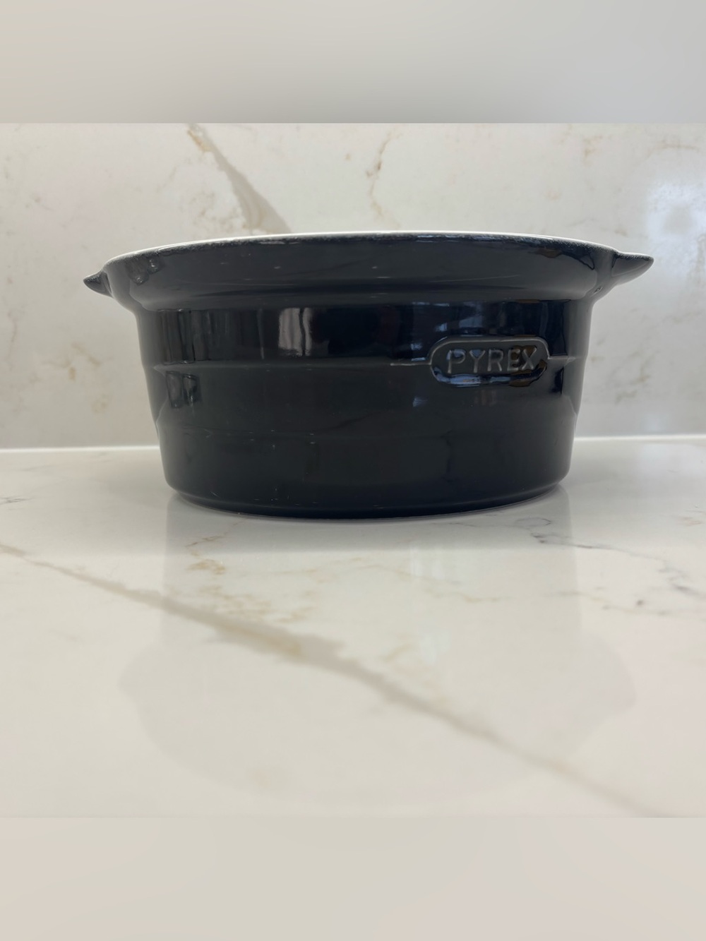 Modern Pyrex Cobalt Blue (Black) Ceramic Round Casserole Dish